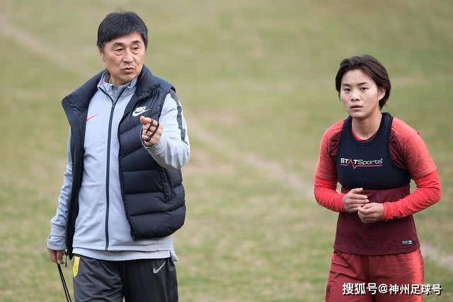 米列夫斯基：国米实力强大 但后防漏洞可能成隐患